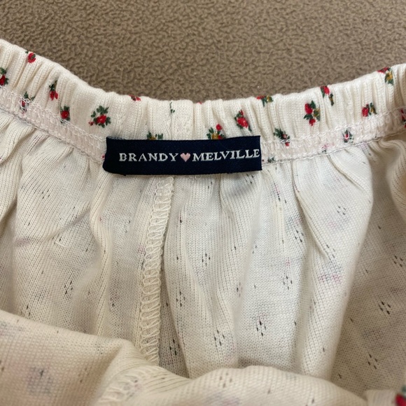 Brandy Melville Floral Set - Picture 5 of 5